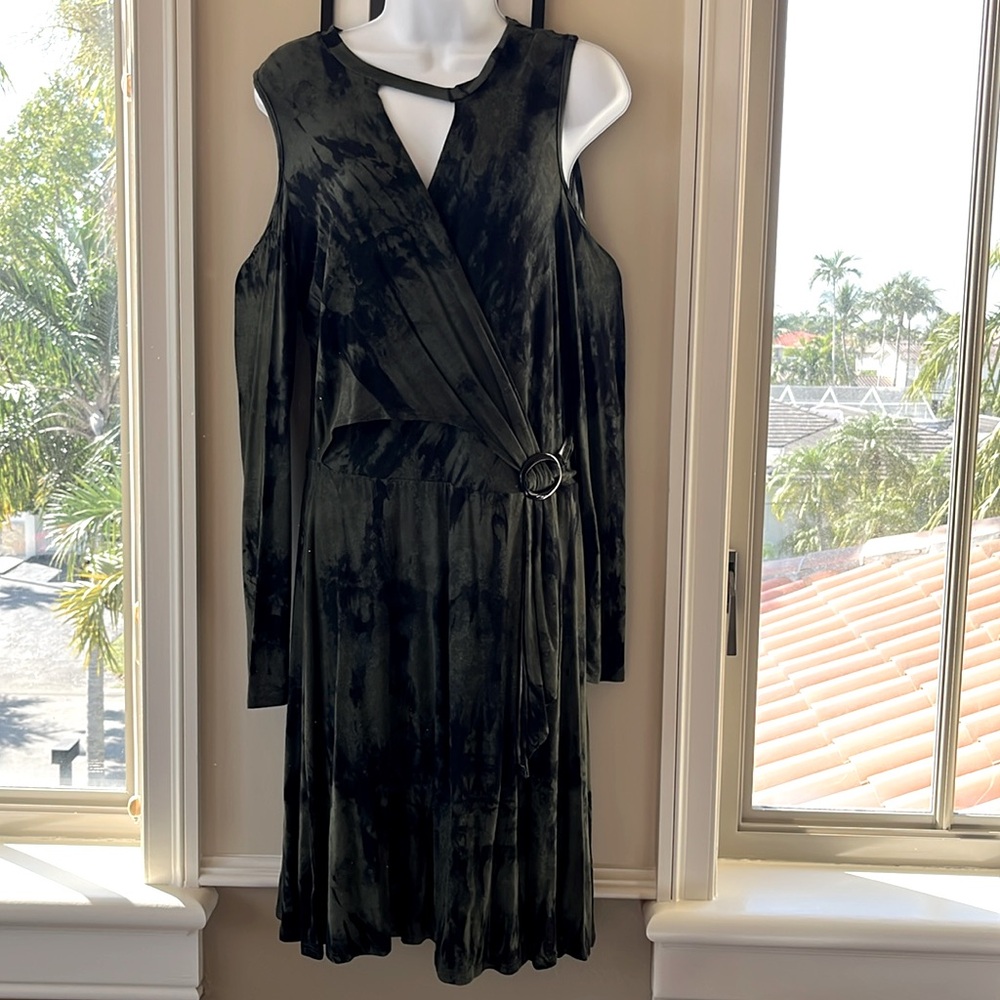 Camo dress like new